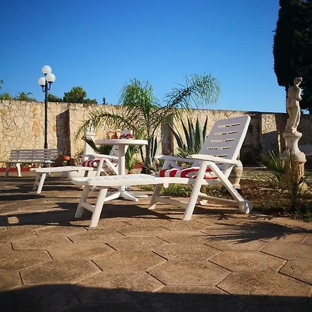 Elodia - By Click Salento